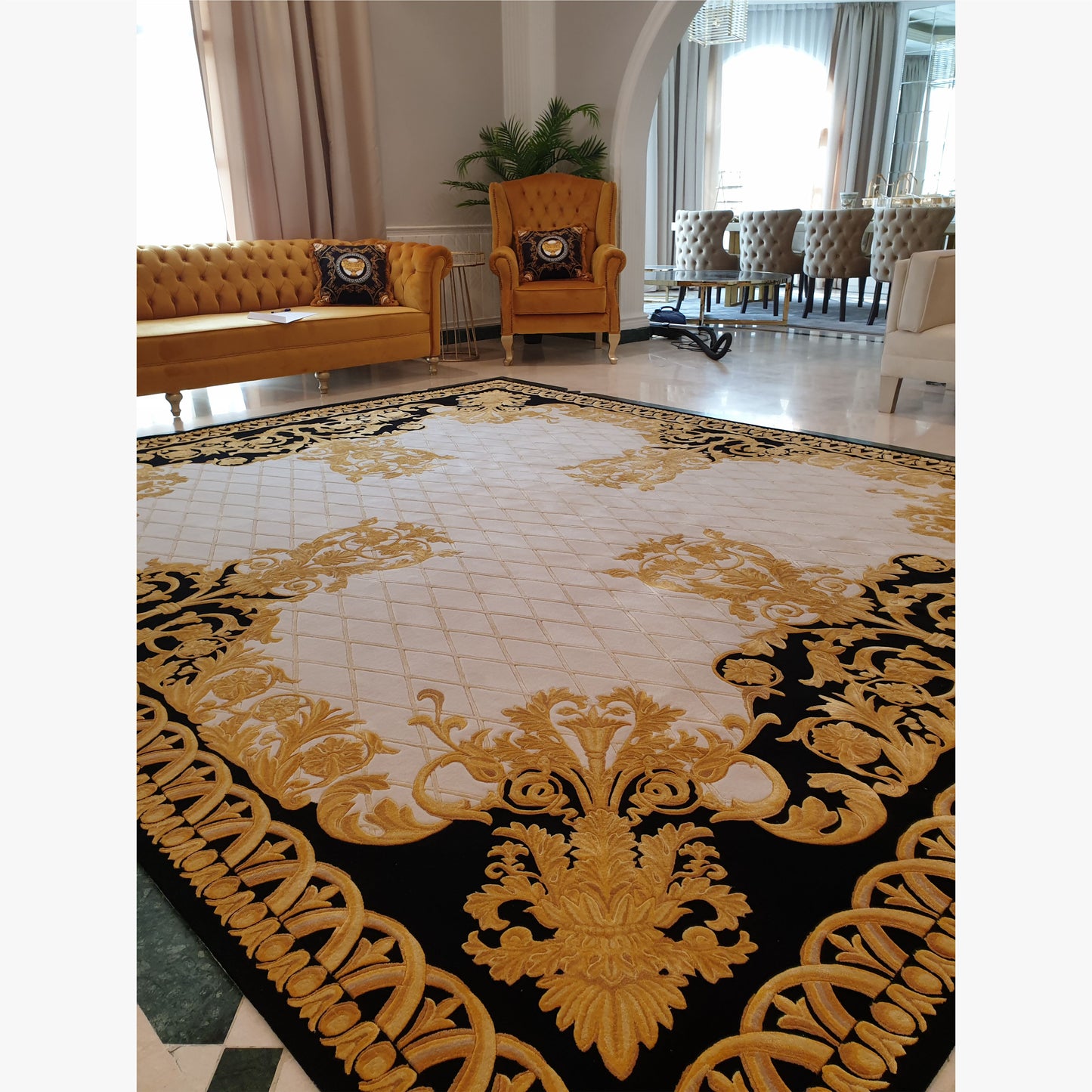 Luxury Hand Tufted New Zealand Wool & Bamboo Silk Rug – Black, Ivory & Gold Classical Design